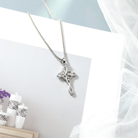 Unisex Cross Pendant Necklace